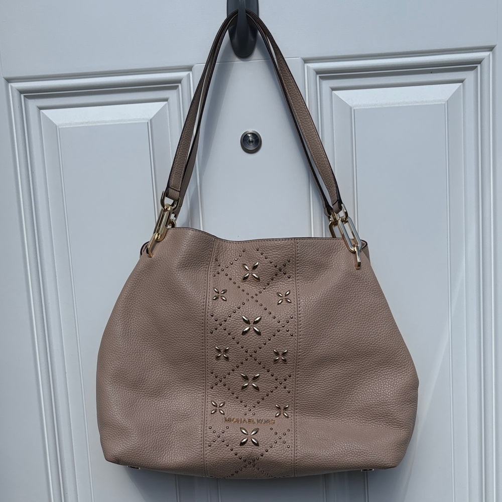 Michael Kors Beige Shoulder Bag with Gold Design